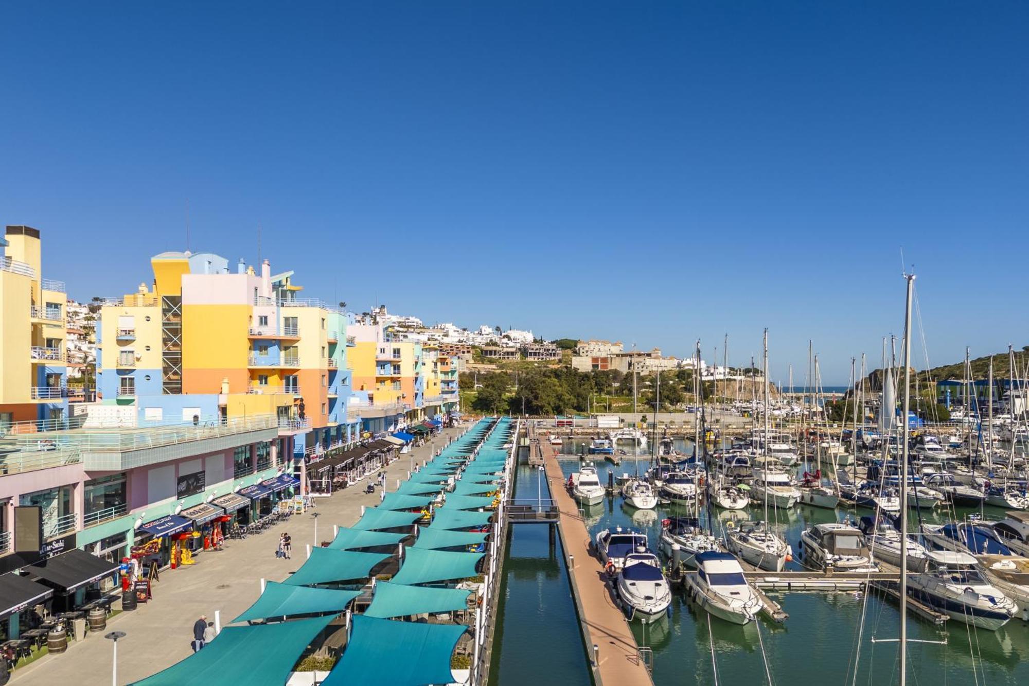 Marina Breeze Apartment With Pool - 900M From The Beach Albufeira Esterno foto