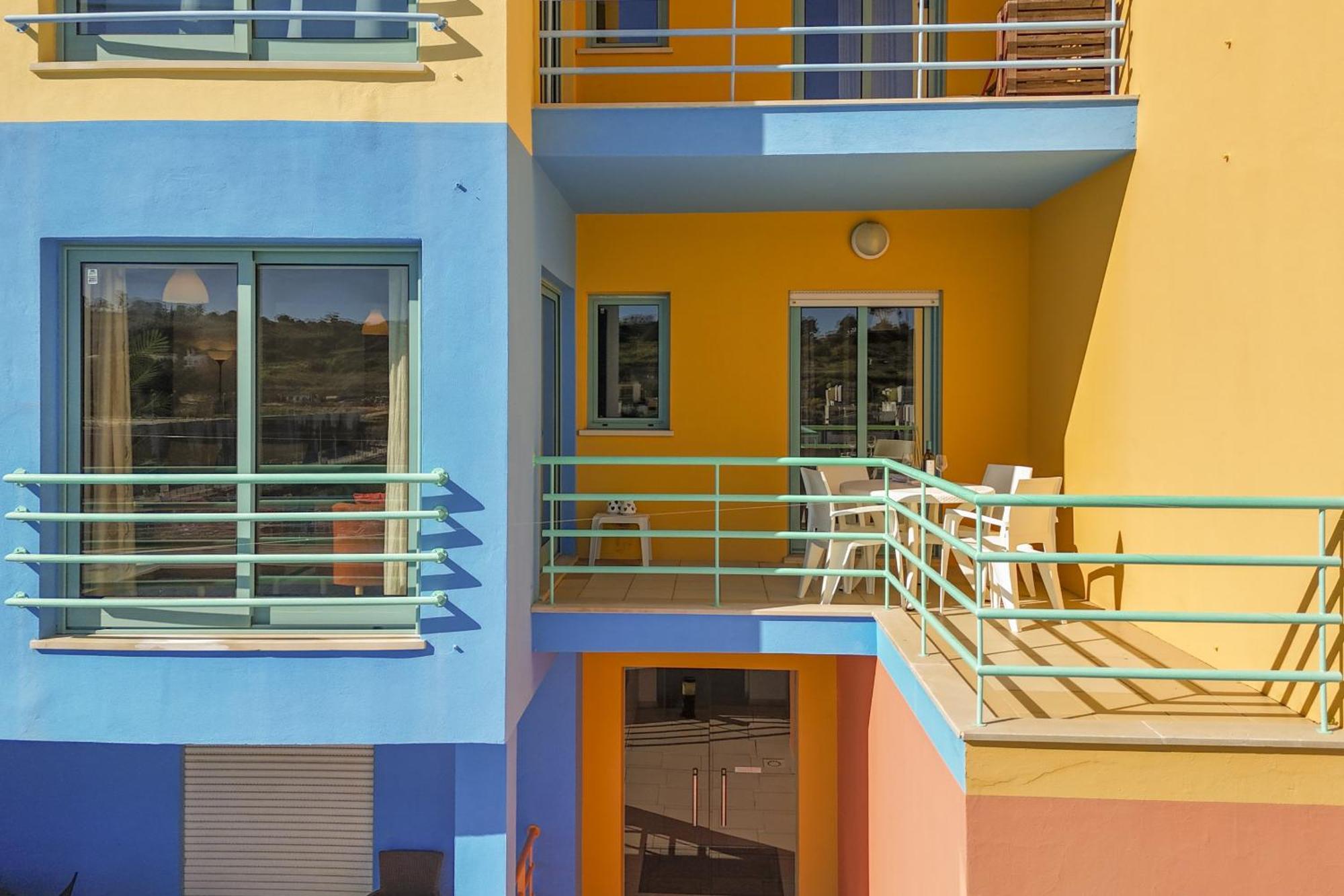 Marina Breeze Apartment With Pool - 900M From The Beach Albufeira Esterno foto