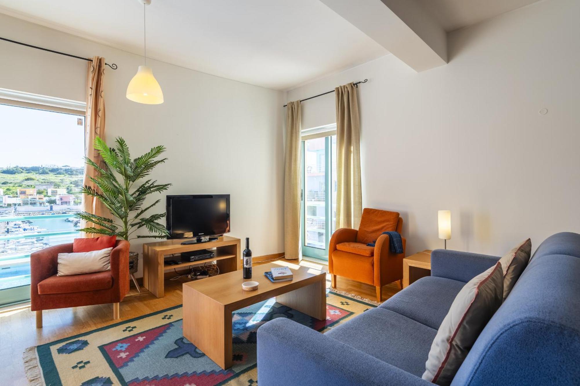Marina Breeze Apartment With Pool - 900M From The Beach Albufeira Esterno foto